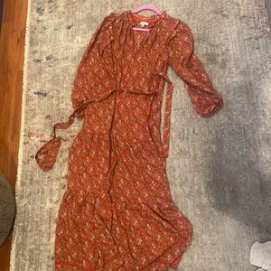 Burt orange dress with flower detail